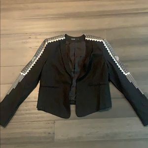 Large black blazer w/ embroidery detail